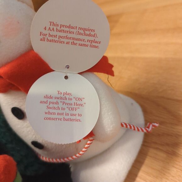 Hallmark Jingle Pals Very Merry Trio Snowman Penguin Christmas Musical Tree 2006 - Picture 6 of 7